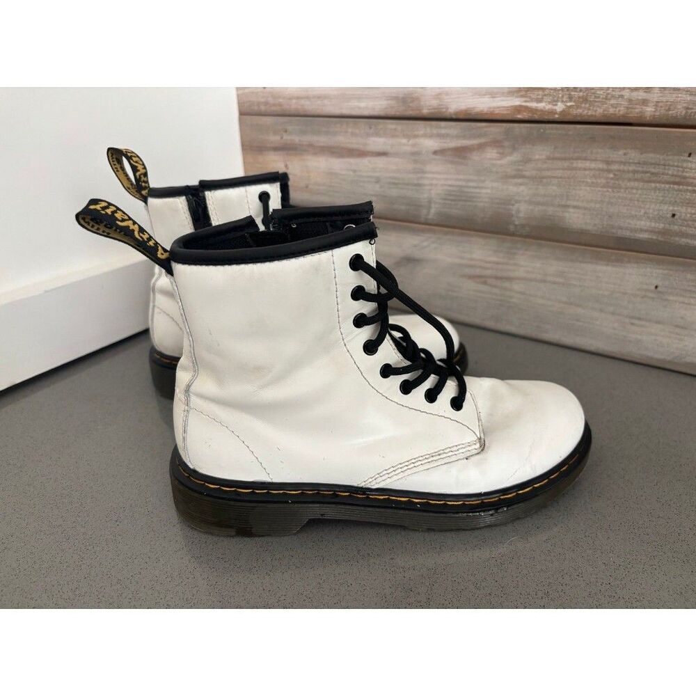 Dr Martens Patent Leather Boots Junior Girls Sz 3M Lace Up Shoes White Lace Zip